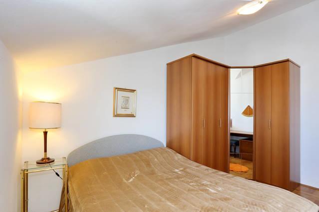 Apartment Sara Pirovac Luaran gambar