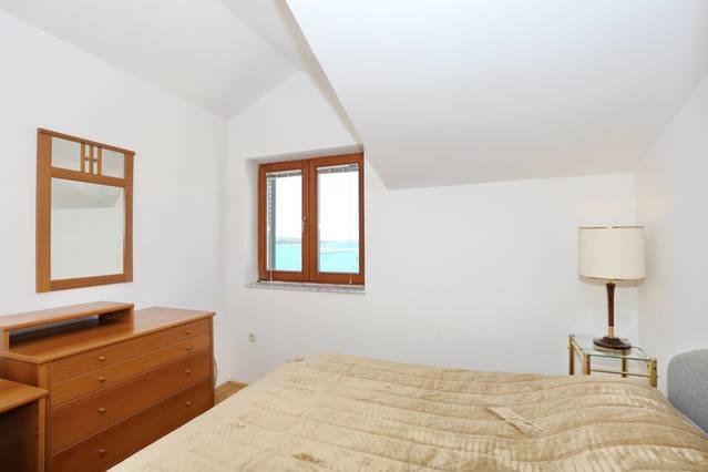 Apartment Sara Pirovac Luaran gambar