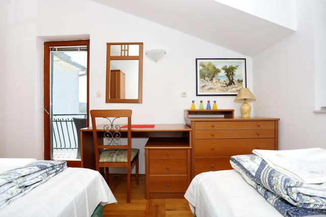 Apartment Sara Pirovac Luaran gambar